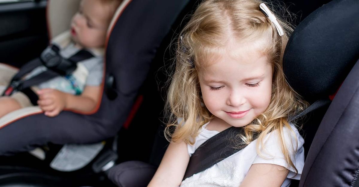 What to do with a child on long trips